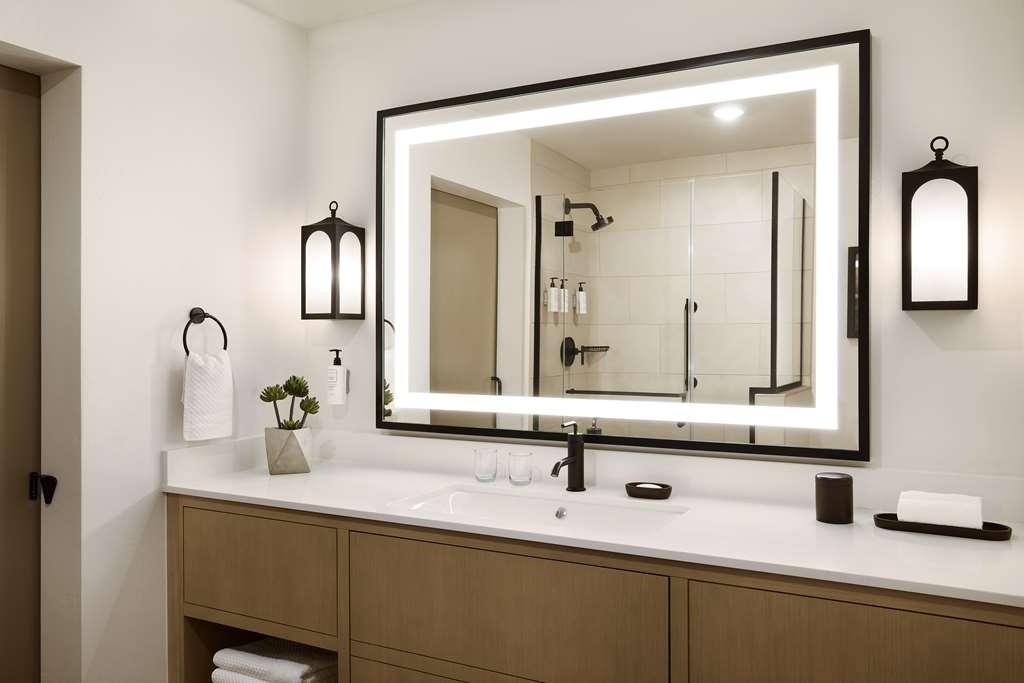 The Eddy Hotel Tucson, Tapestry Collection By Hilton Pokoj fotografie